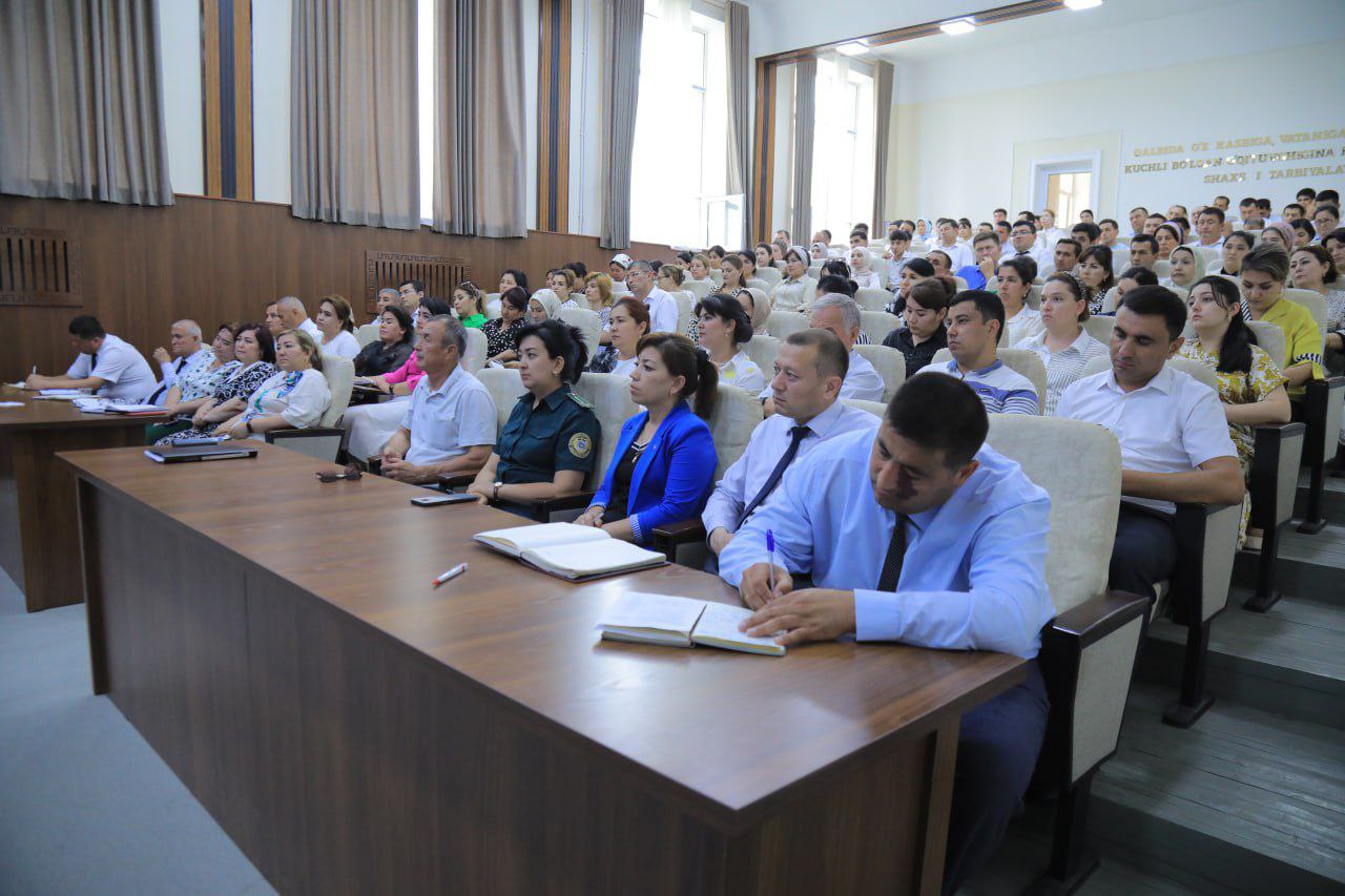 “Korrupsiya bilan bog‘liq jinoyatlar va oliy ta’lim muassasalarida ularning oldini olish borasidagi dolzarb vazifalar” mavzusida uchrashuv tashkil etildi.