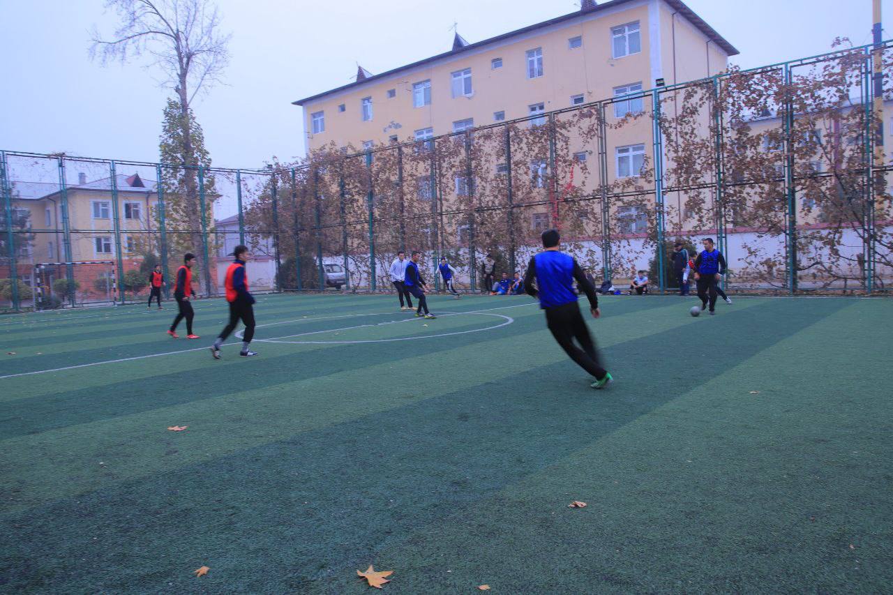 “Mini futbol” musobaqasi tashkil etildi.