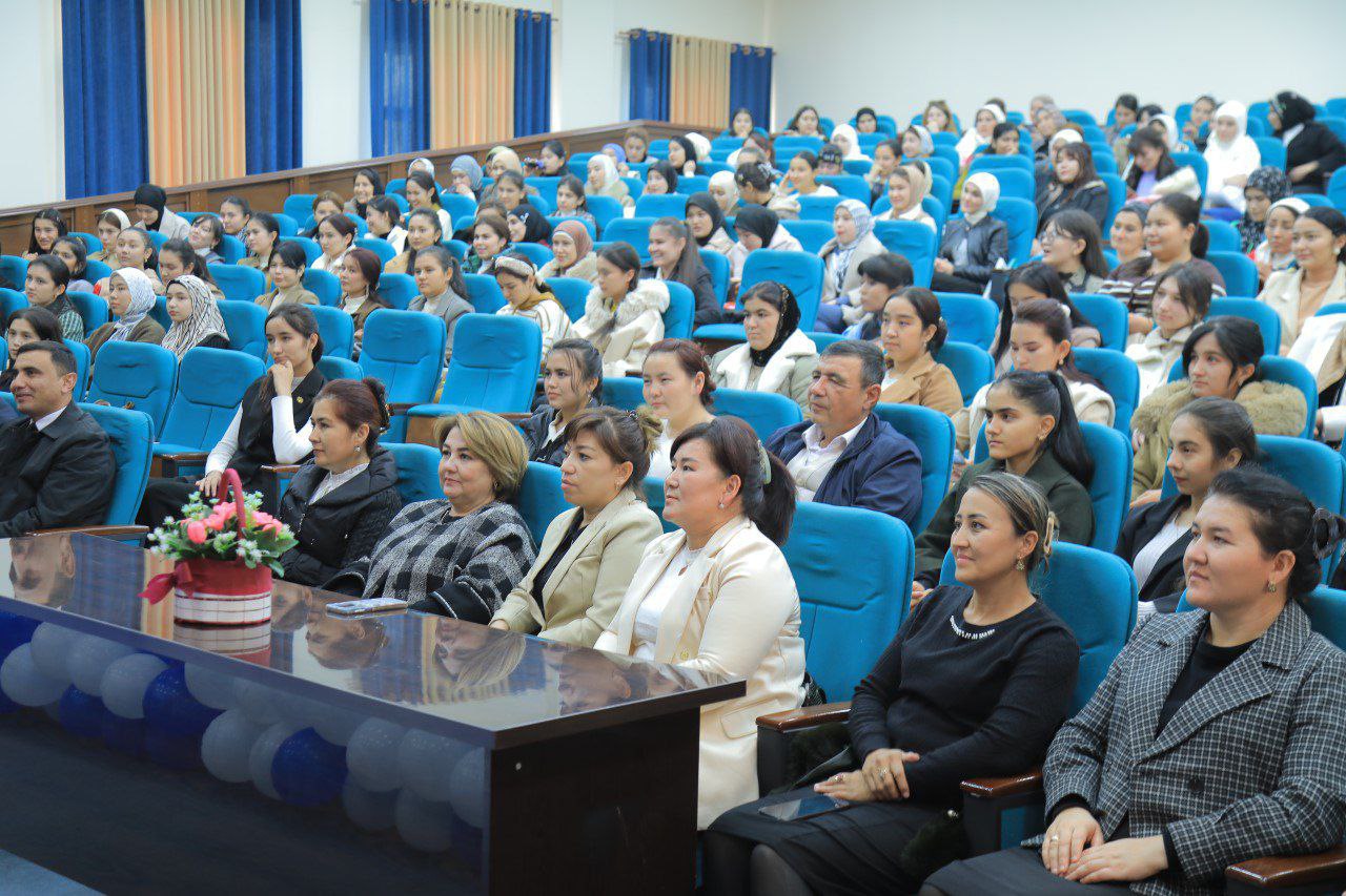 NamDPIda "Xalqaro talabalar kuni" munosabati bilan tadbir tashkil etildi