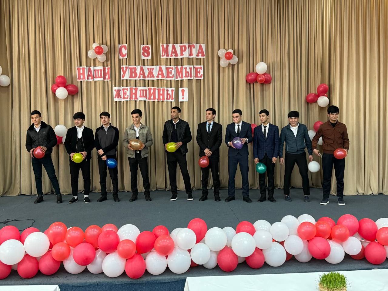 "Xalqaro xotin-qizlar kuni" munosabati bilan bayram dasturi tashkil etildi.