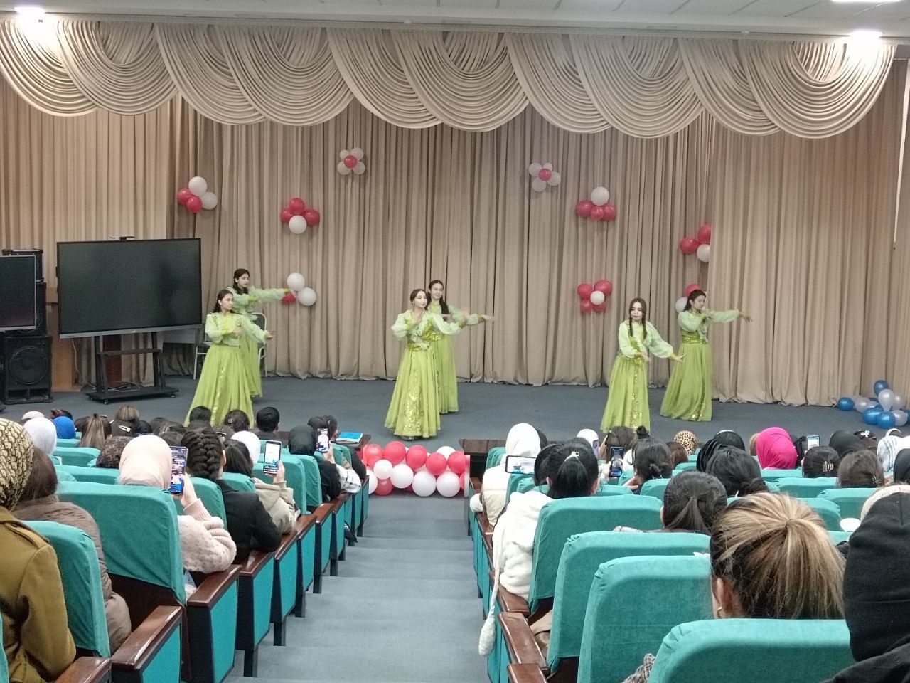 "Sen baribir muqaddassan, muqaddas ayol" bayram tadbiri oʻtkazildi.