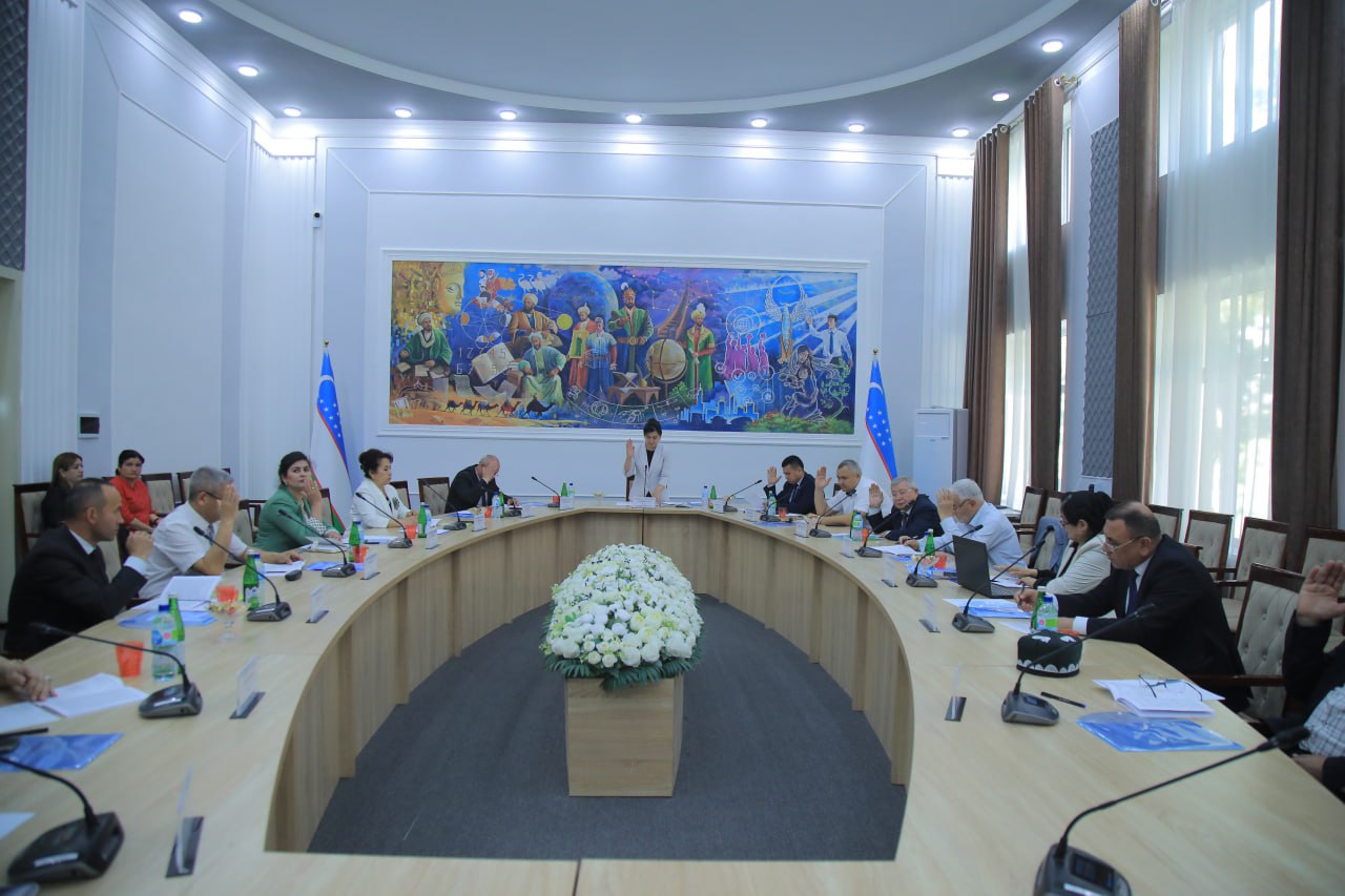 Namangan davlat pedagogika institutida navbatdagi Ilmiy seminar muhokamasi o'tkazildi.