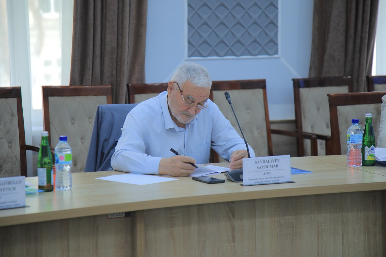 Namangan davlat pedagogika institutida navbatdagi Ilmiy seminar muhokamasi o'tkazildi.
