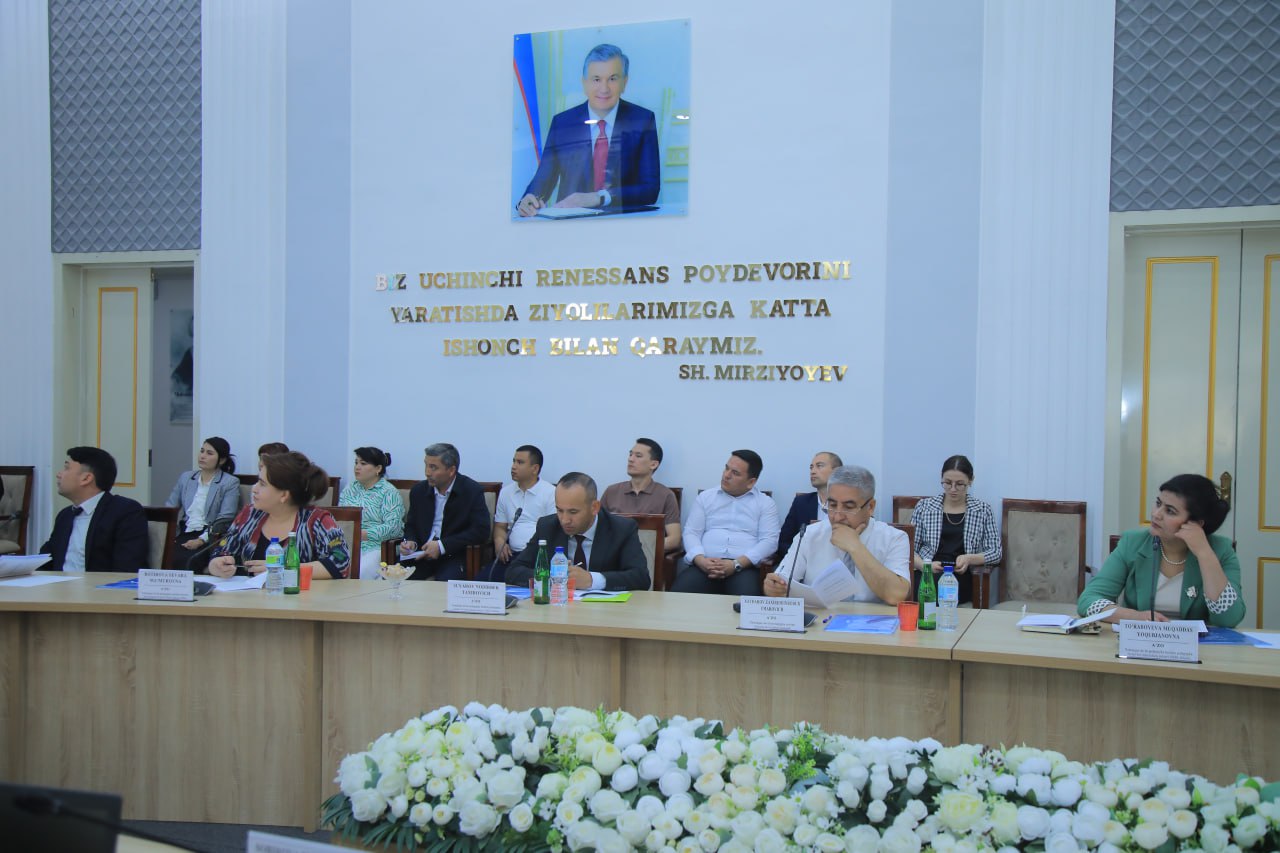 Namangan davlat pedagogika institutida navbatdagi Ilmiy seminar muhokamasi o'tkazildi.