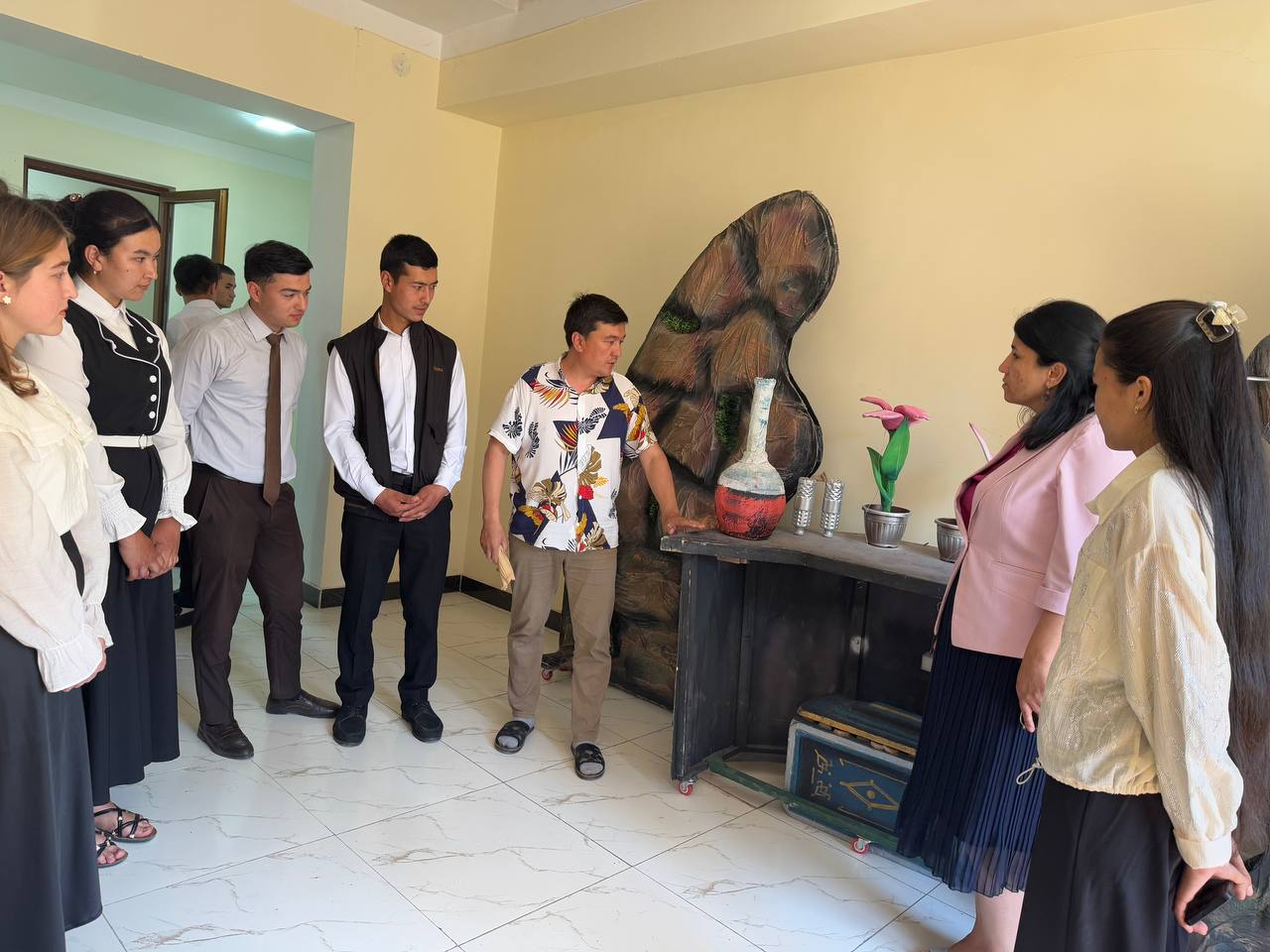 Qoʻgʻirchoq teatriga sayohat