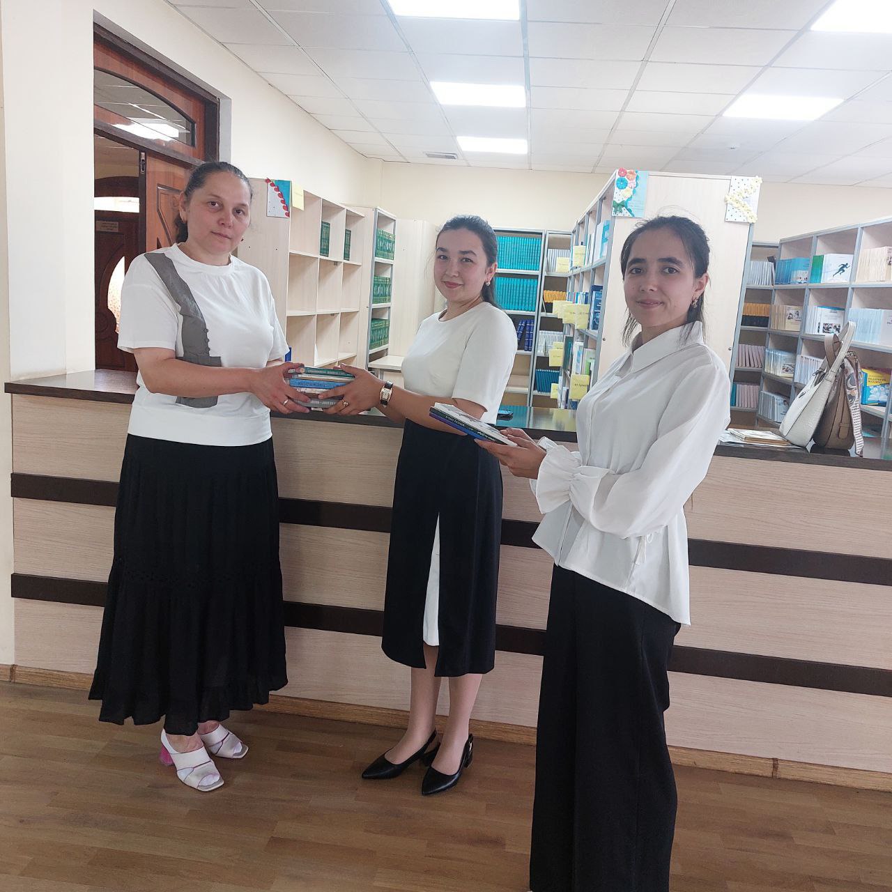 NamDPIda "Kitoblar ulashamiz" chellenji davom etmoqda