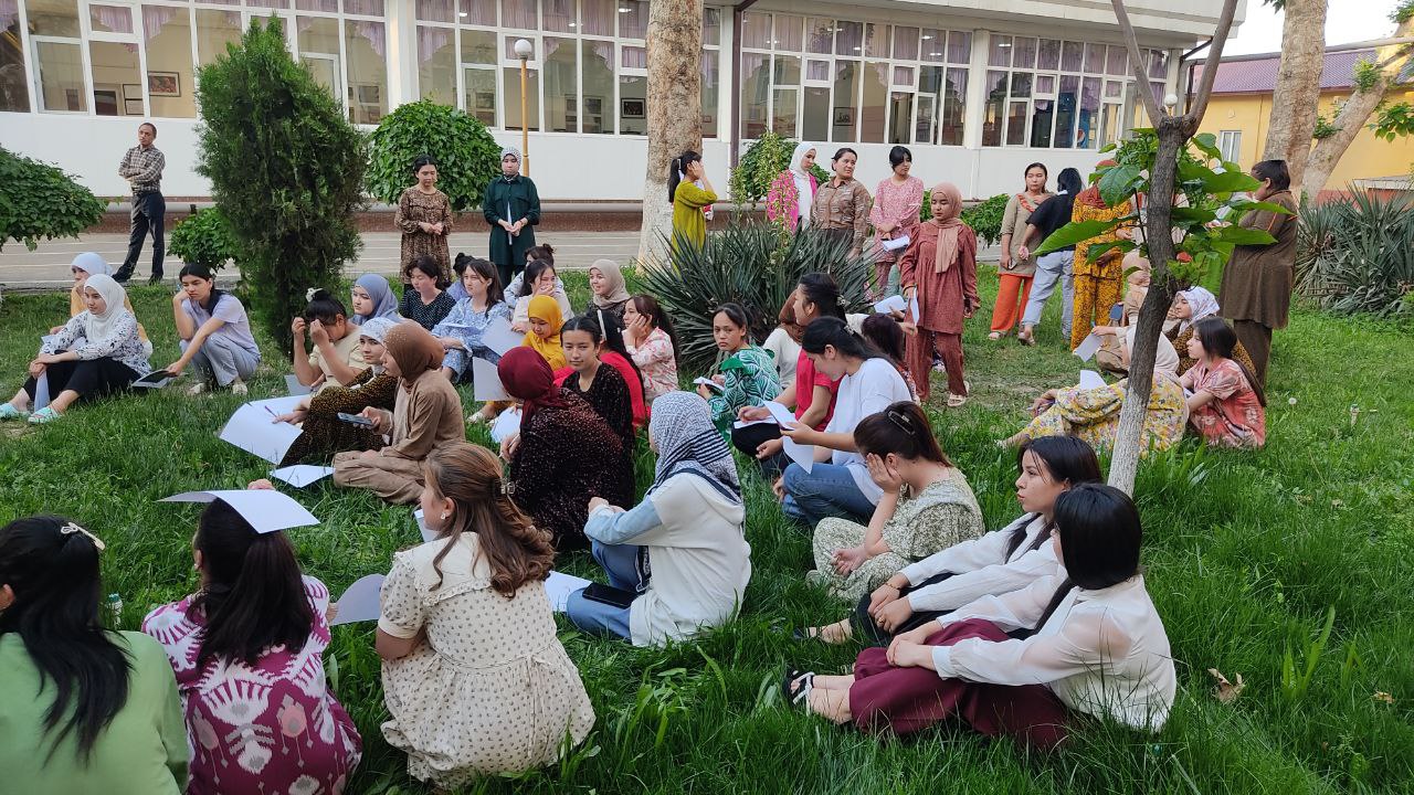 Talabalar turar joyiga tashrif