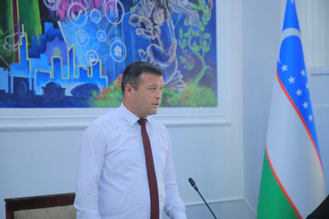 Namangan davlat pedagogika institutda "Nomingiz dillarda mangu yashaydi" mavzusida jasorat tarixi darsi o'tildi