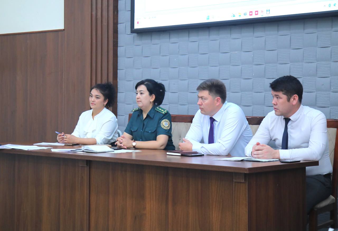 IJTIMOIY FANLAR FAKULTETIDA OTA-ONALAR BILAN UCHRASHUV