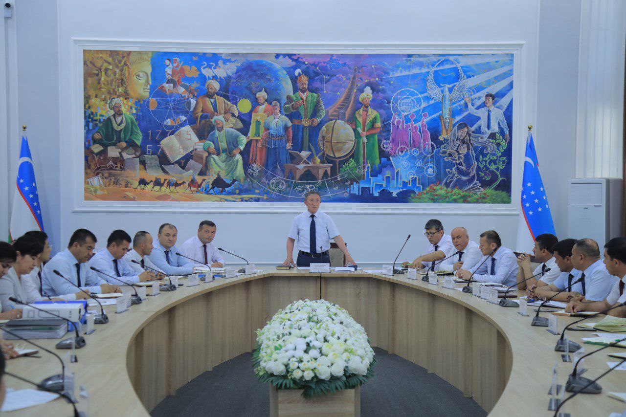 NAMANGAN DAVLAT PEDAGOGIKA INSTITUTIDA 9-SONLI KENGAYTIRILGAN KENGASH YIGʻILISHI BO'LIB O'TDI