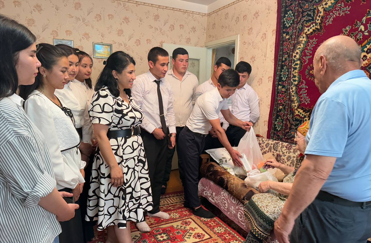 INSON AZIZ— XOTIRA MUQADDAS