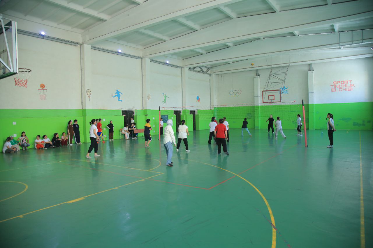 NamDPIda "Xotira turniri" doirasida ayollar oʻrtasida voleybol musobaqasiga start berildi