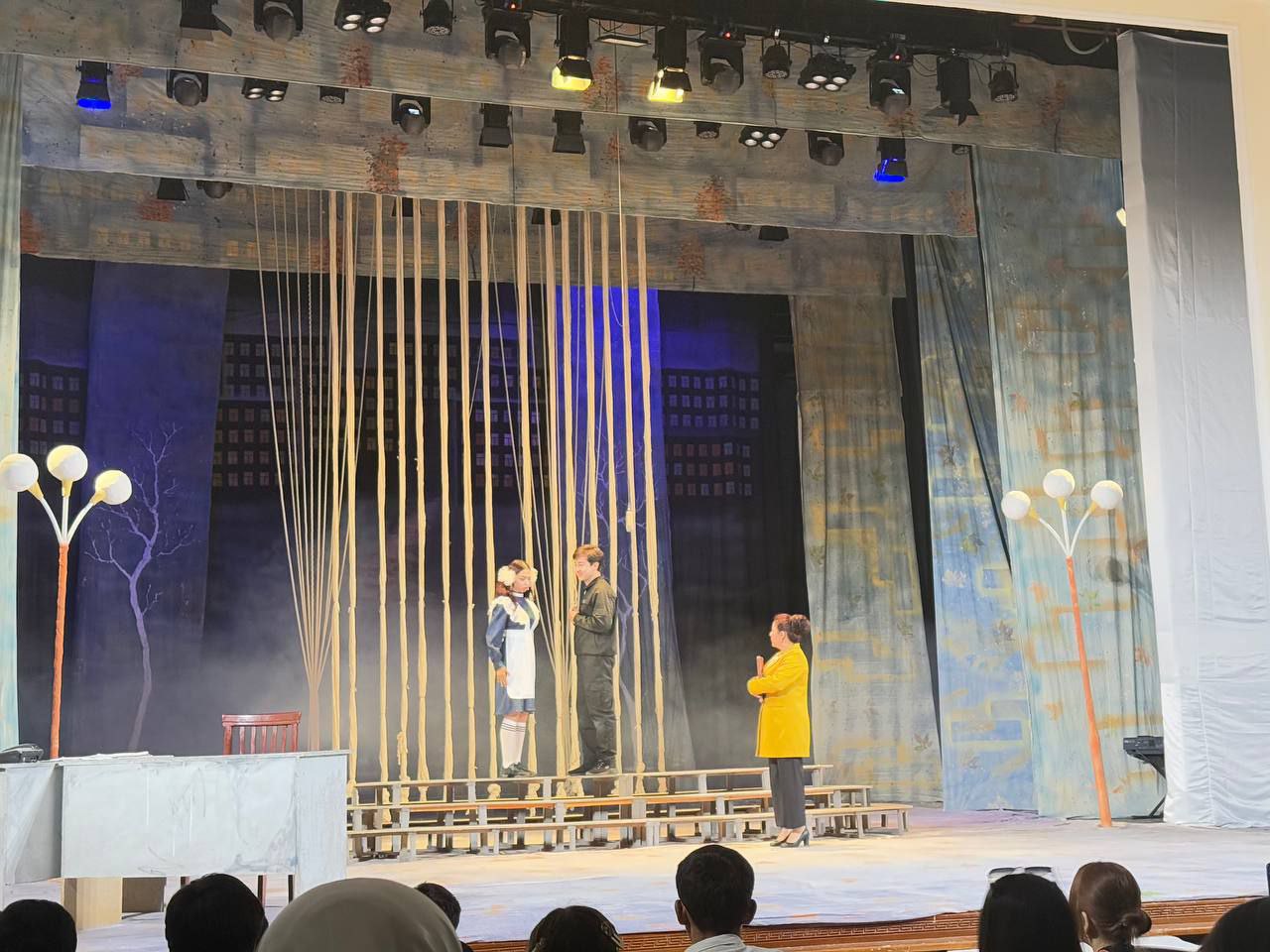 NamDPI talabalari uchun spektakl namoyish etildi