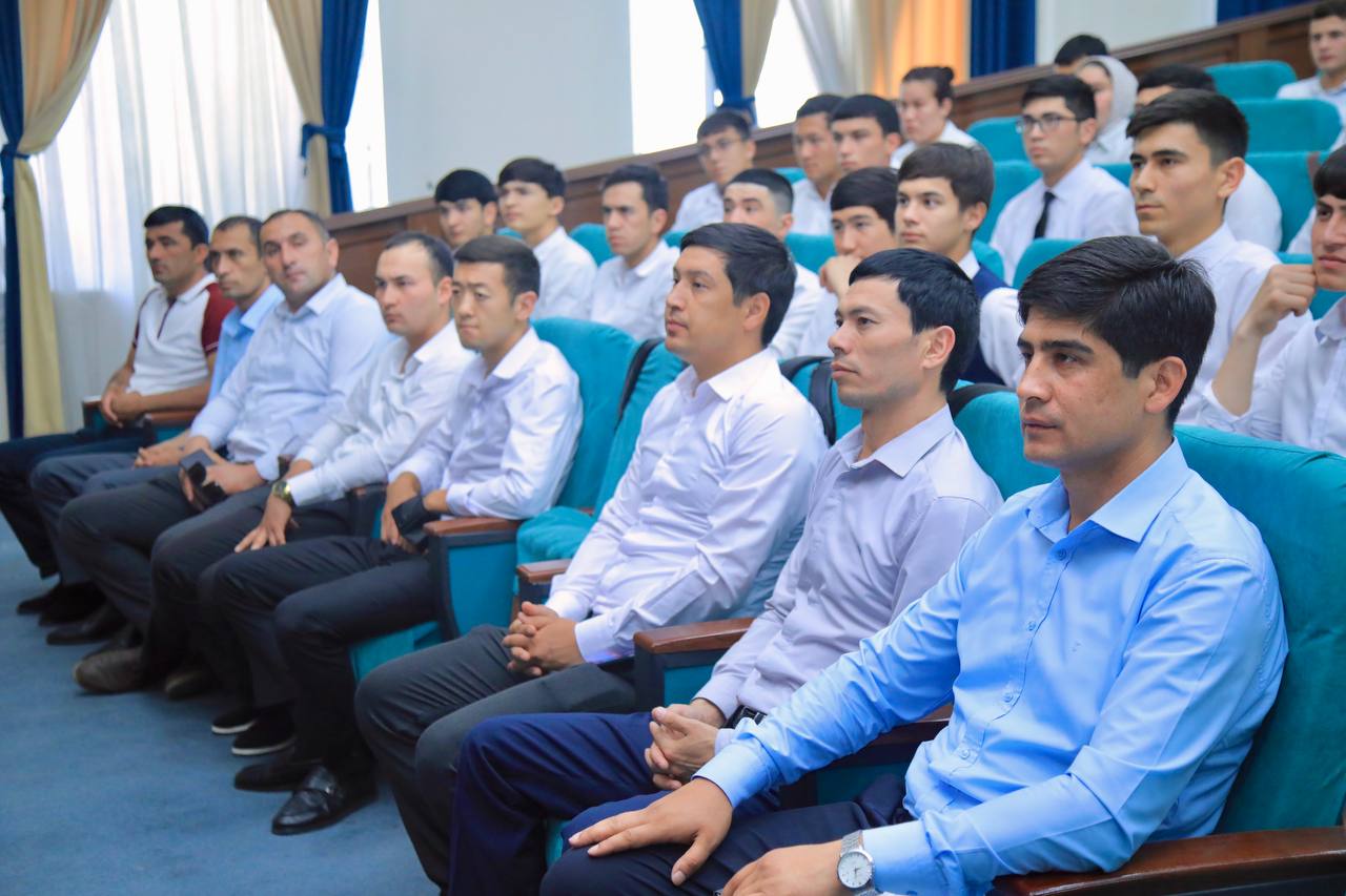 Talabalar amaliyotga kuzatildi