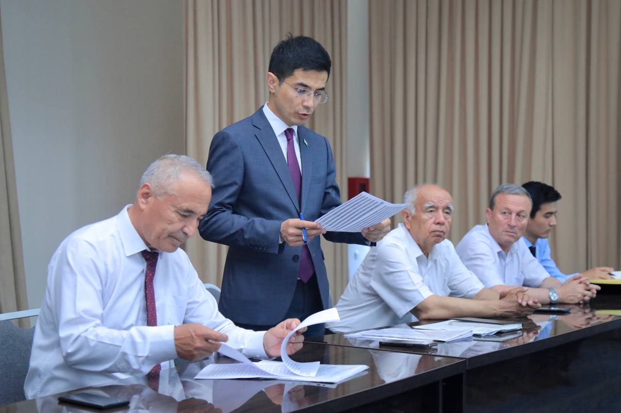 Talabalar amaliyotga kuzatildi