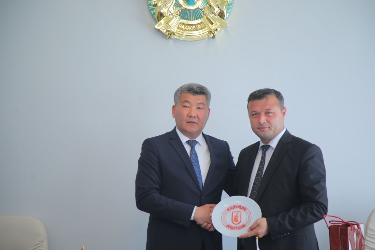 NamDPI delegatsiya a'zolari "Balashaq" akademiyasida