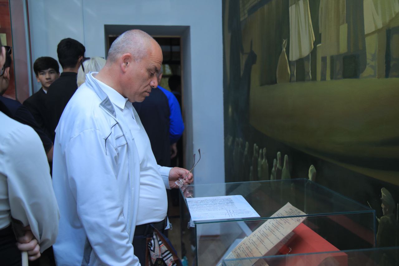 Talabalarni hayratga solgan "Siyosiy qatagʻonlar" muzeyi