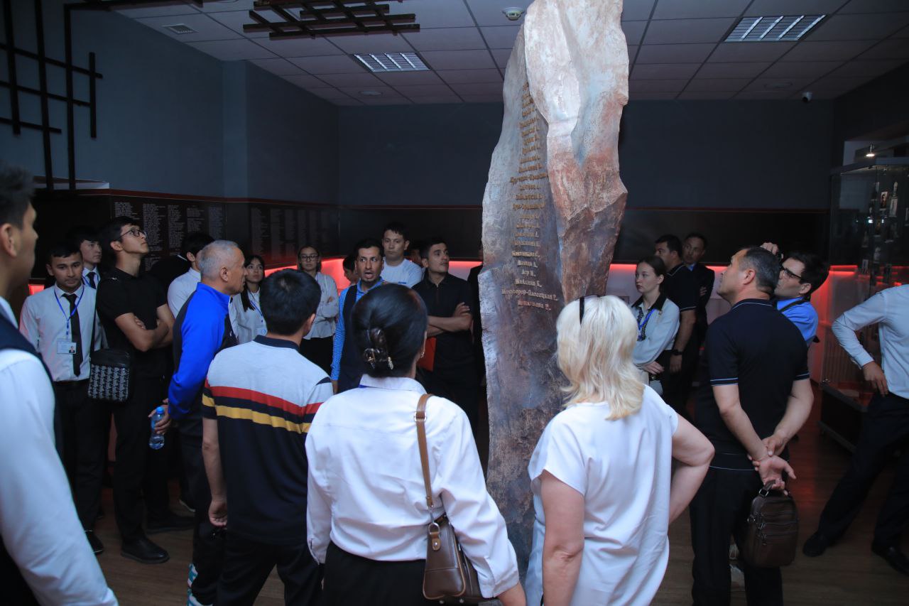 Talabalarni hayratga solgan "Siyosiy qatagʻonlar" muzeyi