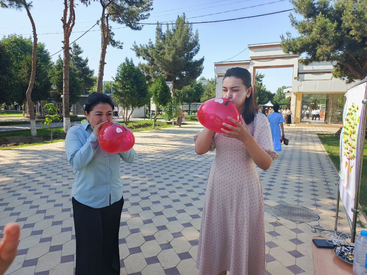 Erta tongdan "Pozitivlik — davr talabi" mavzusida institut psixologi G.Axadjonova  tomonidan psixologik trening  tashkil etildi.