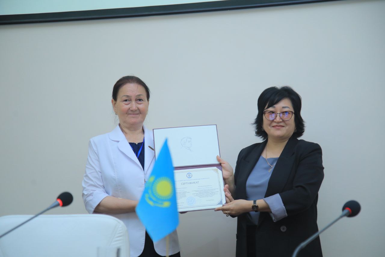 NamDPIning Qarag'anda davlat universitetidagi tashrifi yakunlandi