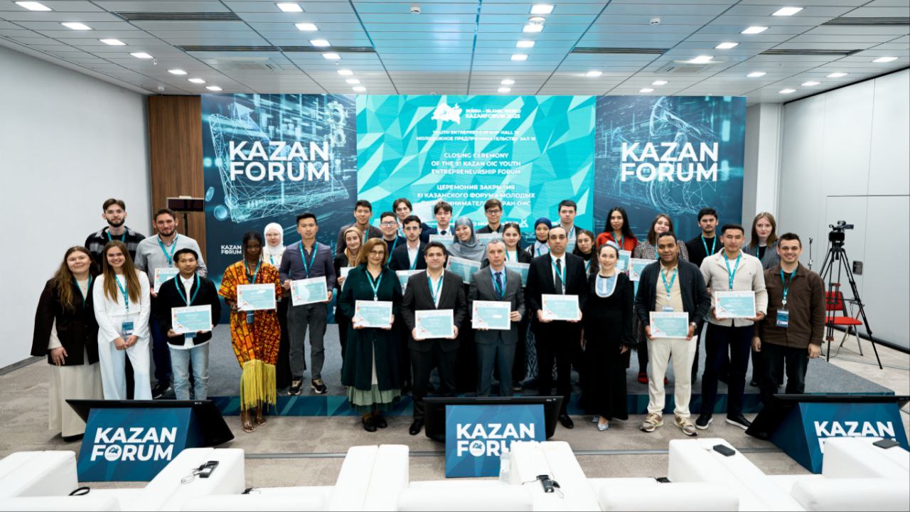 "Rossiya – Islom olami: KazanForum 2025" forumida NamDPI talabasi ishtirok etdi.