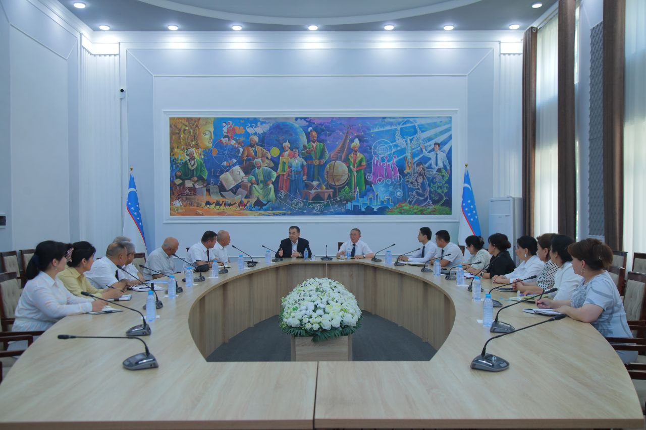 Oliy attestatsiya komissiyasi raisi bilan ochiq muloqot