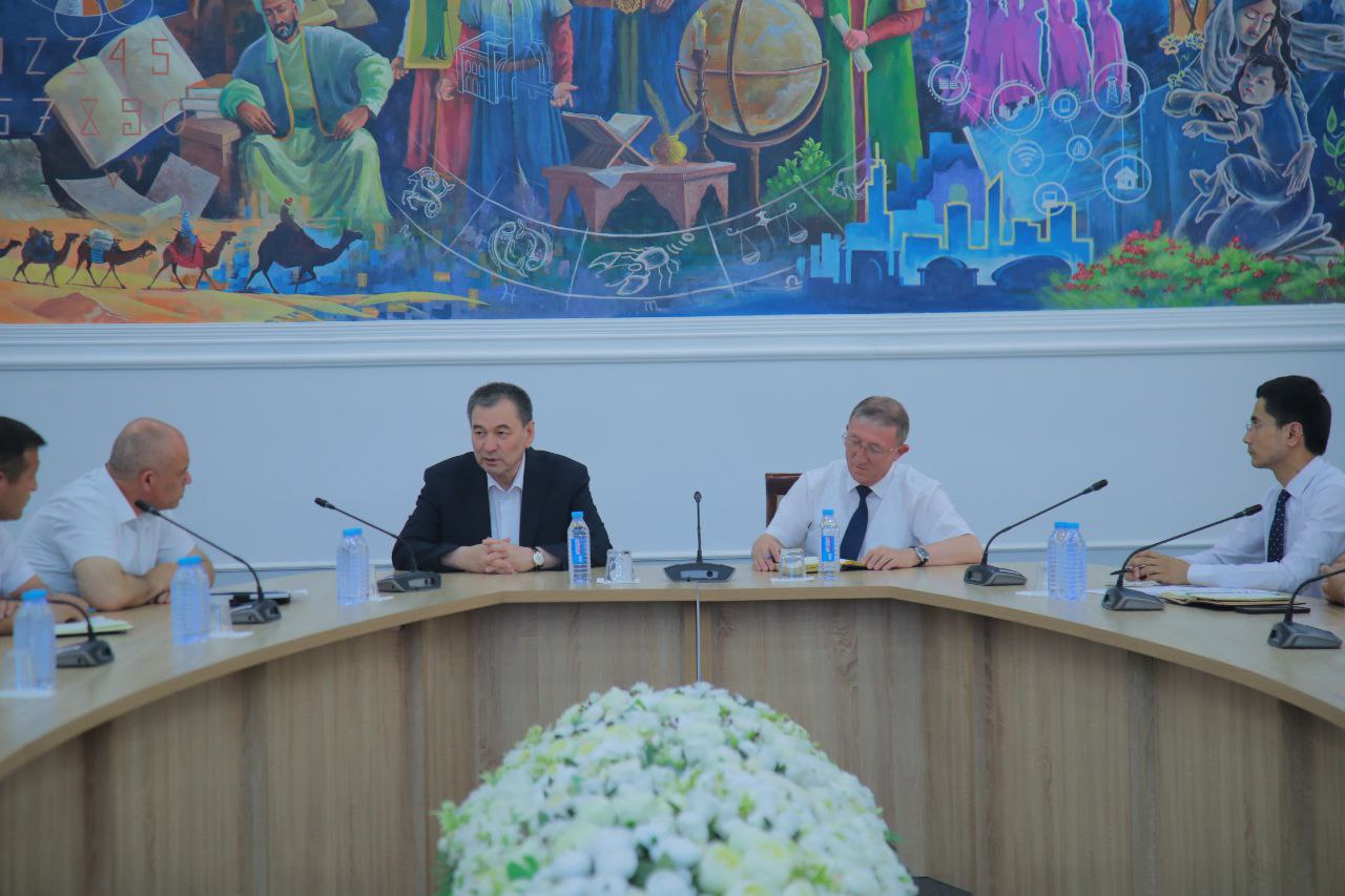 Oliy attestatsiya komissiyasi raisi bilan ochiq muloqot