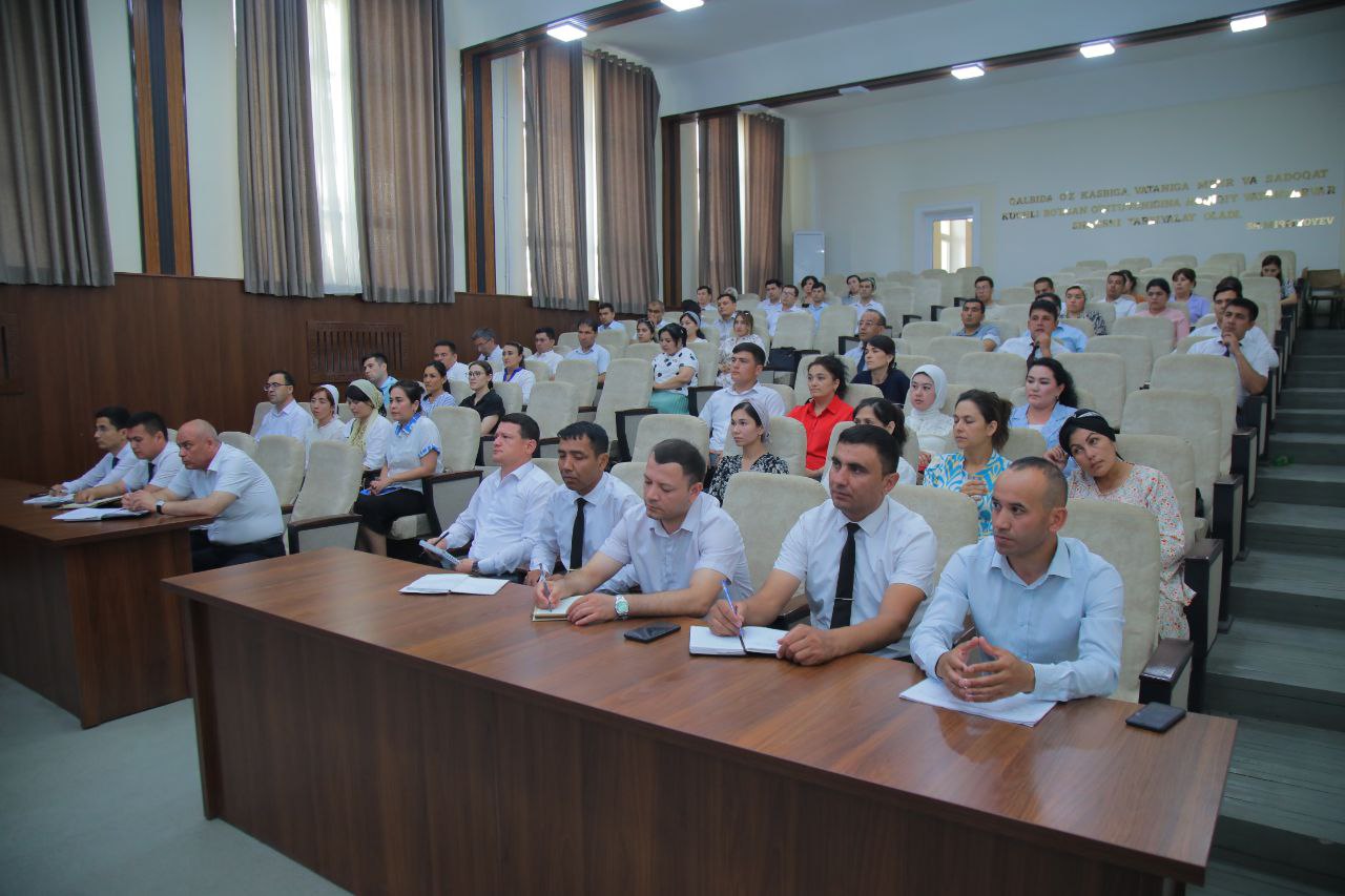 Yangi gʻoyalar — yangi natijalar sari: NamDPIda yosh tadqiqotchilar bilan uchrashuv