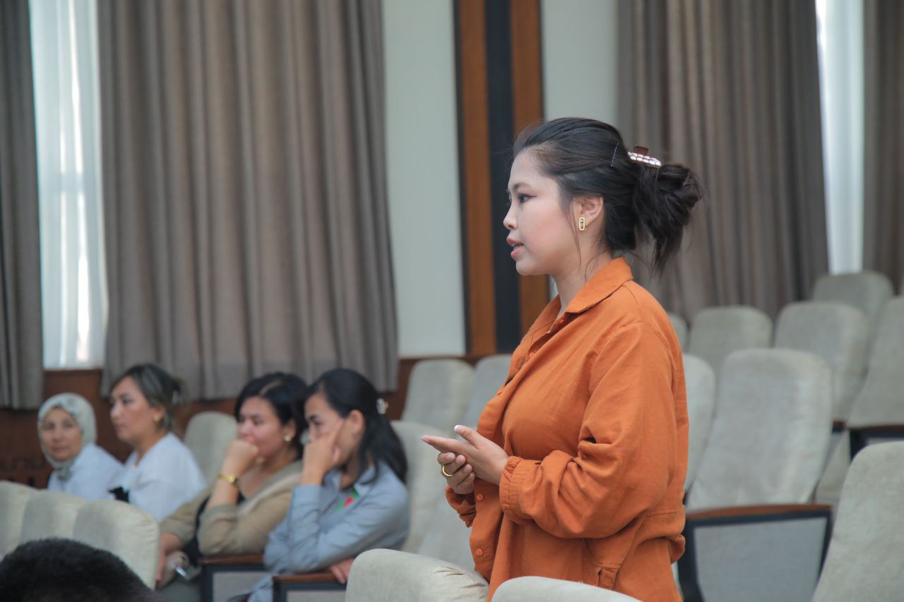 Yangi gʻoyalar — yangi natijalar sari: NamDPIda yosh tadqiqotchilar bilan uchrashuv