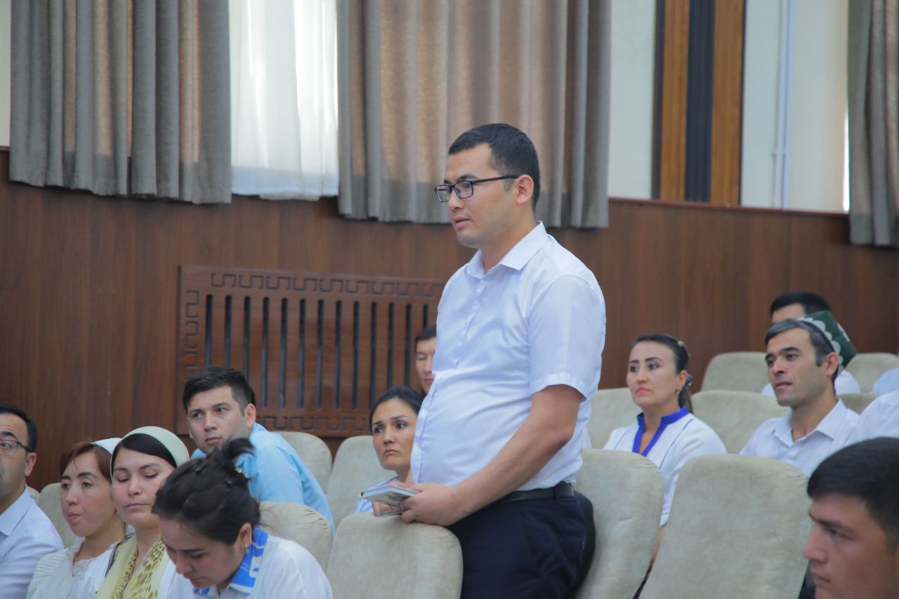 Yangi gʻoyalar — yangi natijalar sari: NamDPIda yosh tadqiqotchilar bilan uchrashuv