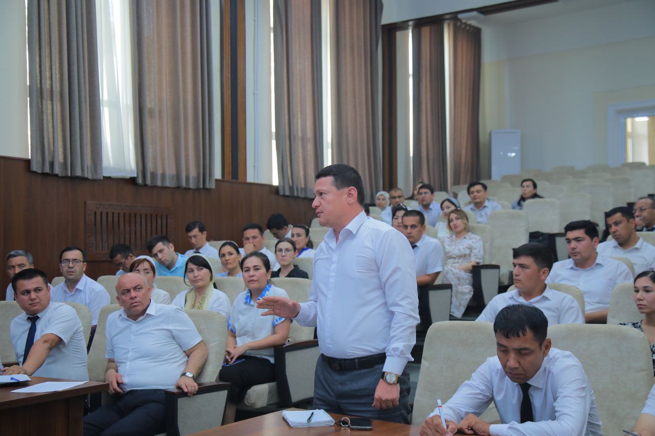 Yangi gʻoyalar — yangi natijalar sari: NamDPIda yosh tadqiqotchilar bilan uchrashuv