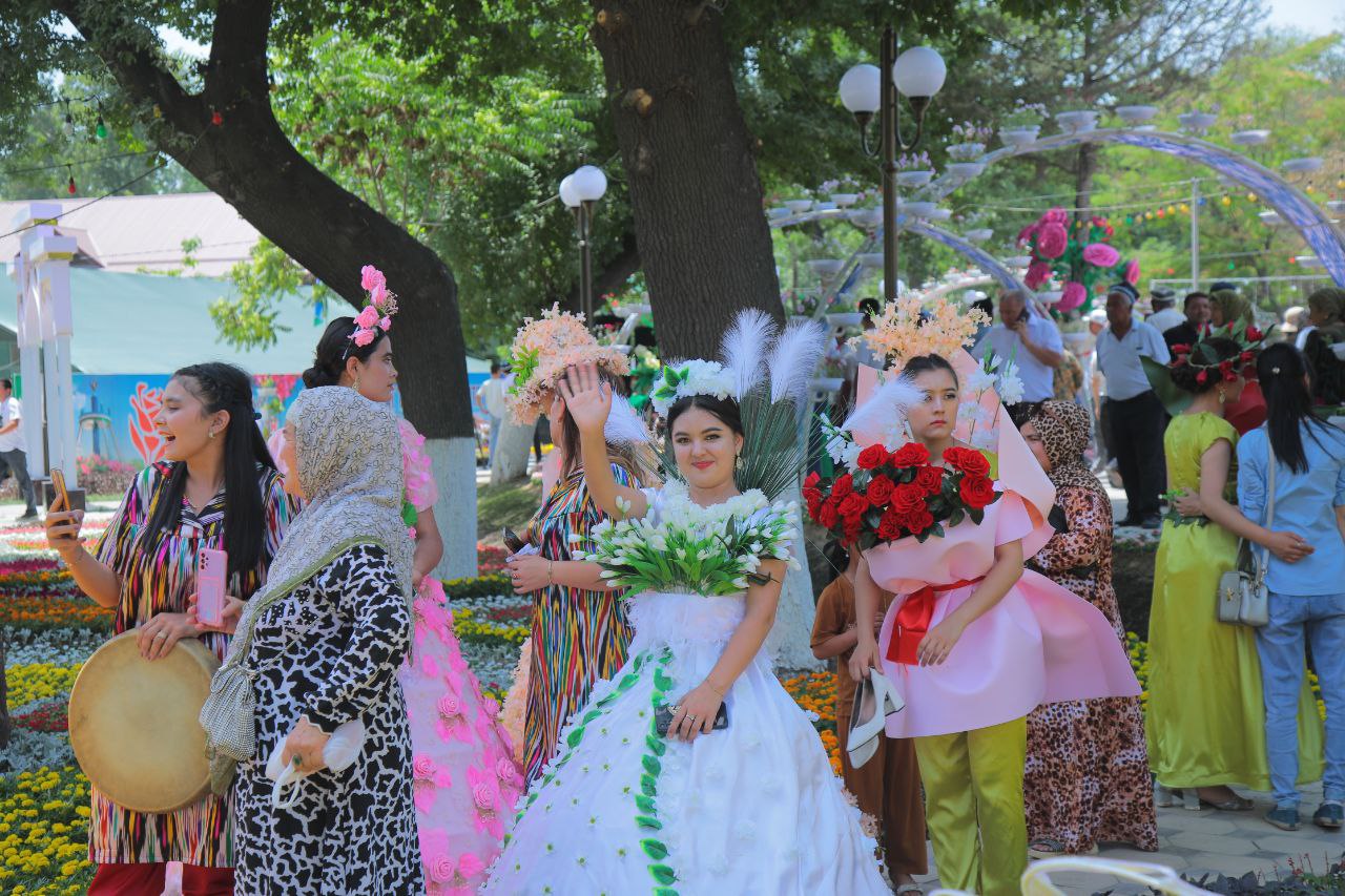 Namangan 64-"Gullar festivali"