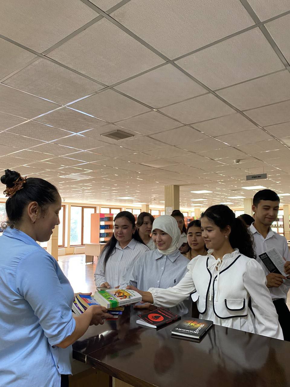 NamDPIda "Kitoblar ulashamiz" chellenji davom etmoqda