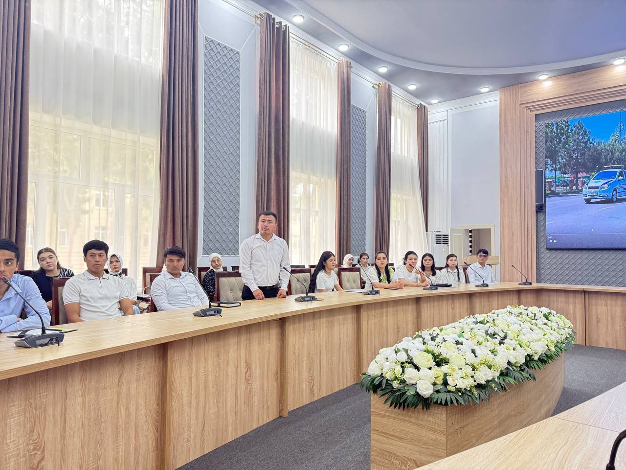 “Taqiqlangan joyda cho‘milmang!” – Talabalar bilan profilaktik uchrashuv o‘tkazildi