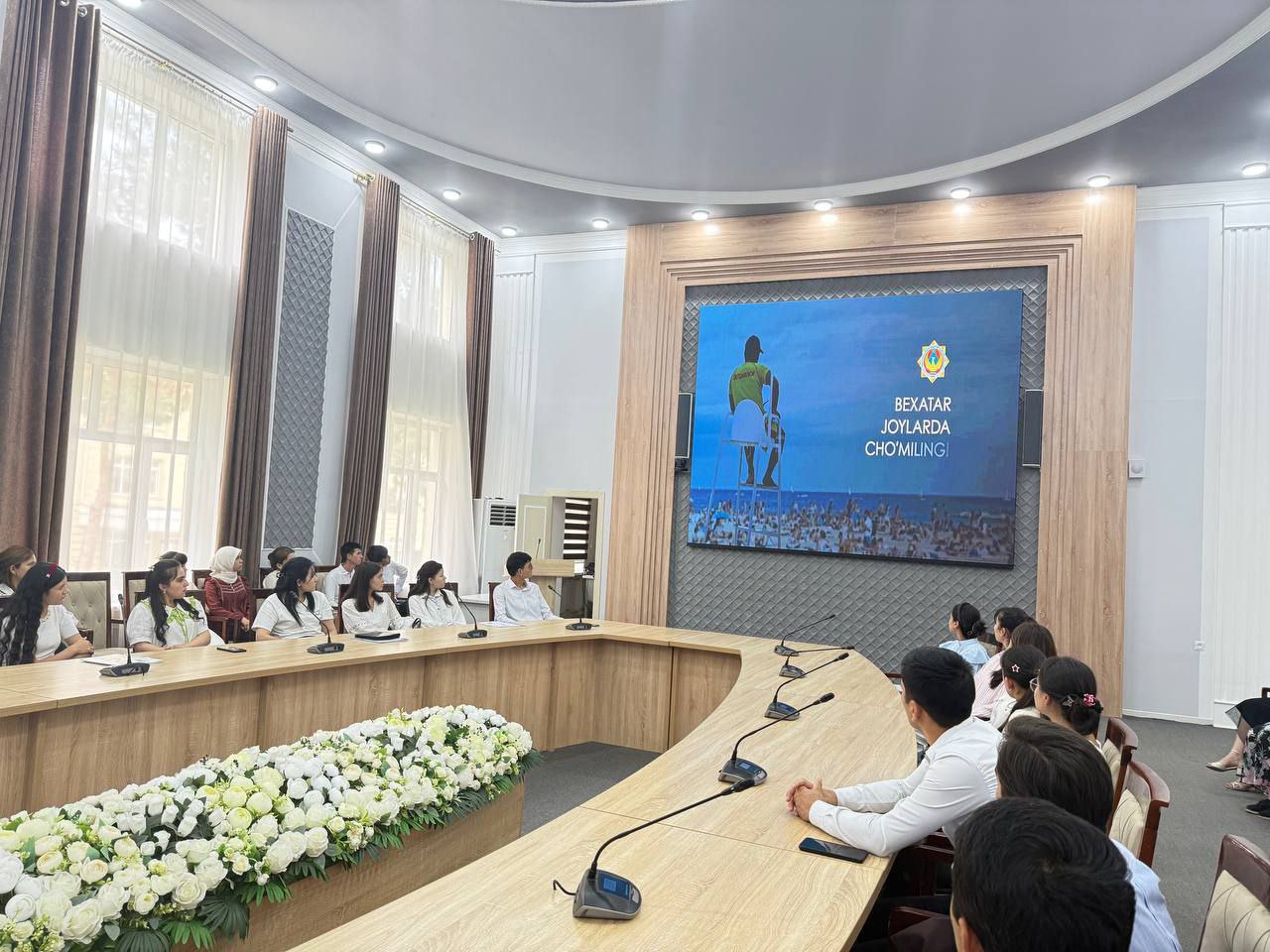 “Taqiqlangan joyda cho‘milmang!” – Talabalar bilan profilaktik uchrashuv o‘tkazildi