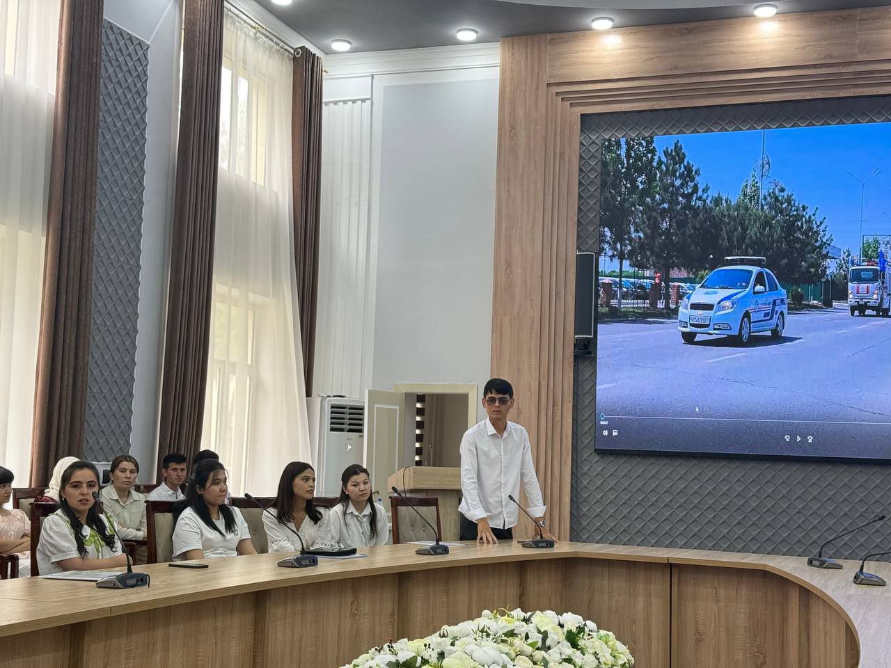 “Taqiqlangan joyda cho‘milmang!” – Talabalar bilan profilaktik uchrashuv o‘tkazildi