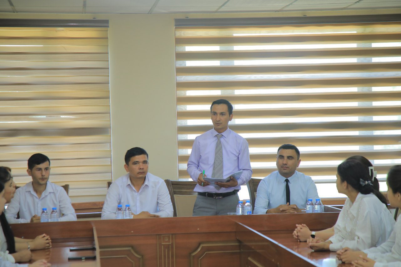 Ilmiy tadqiqot faoliyati boʻyicha seminar-trening tashkil etildi.