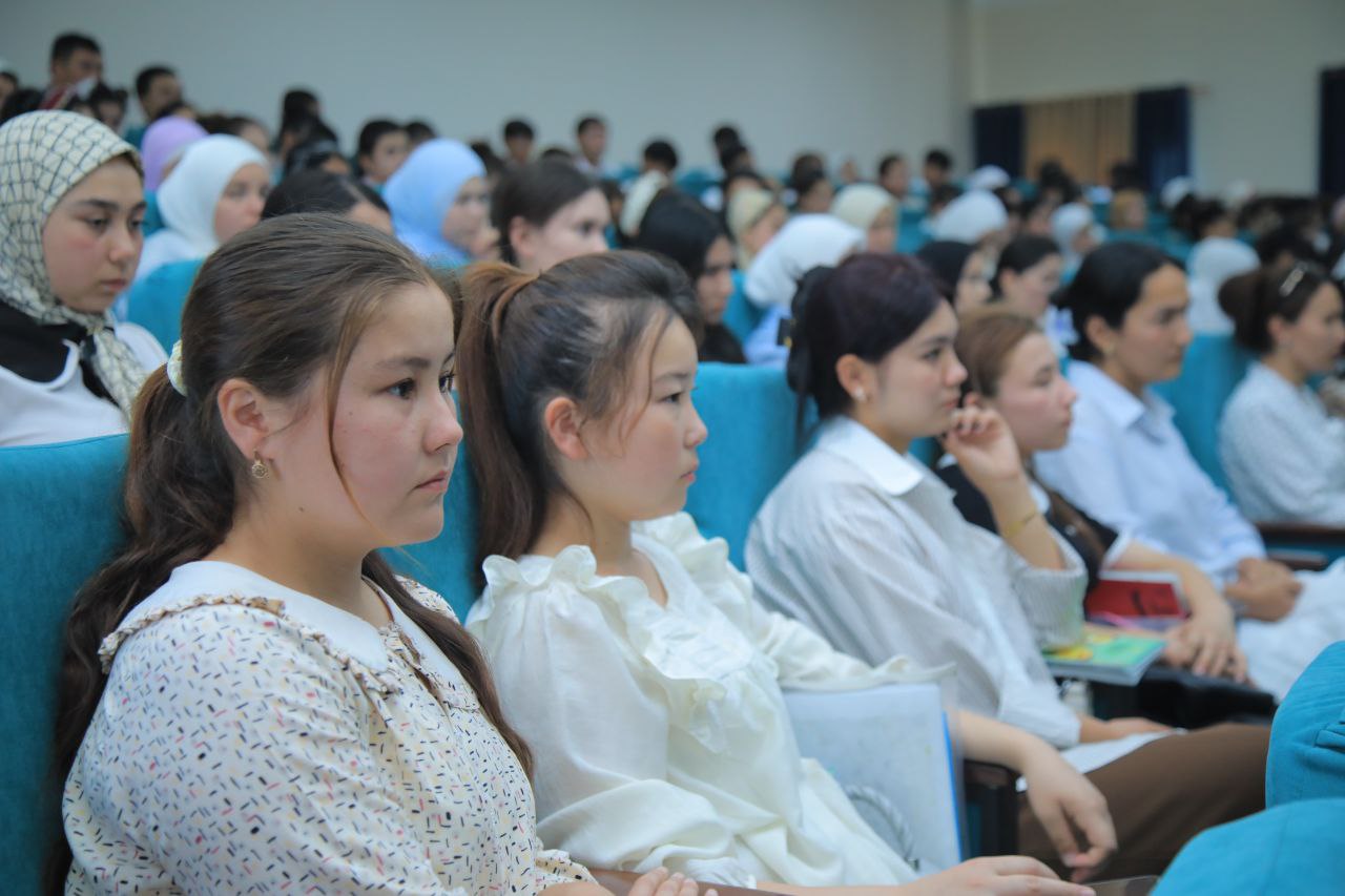 "Kelajakka qadam" — talabalar uchun manfaatli loyiha