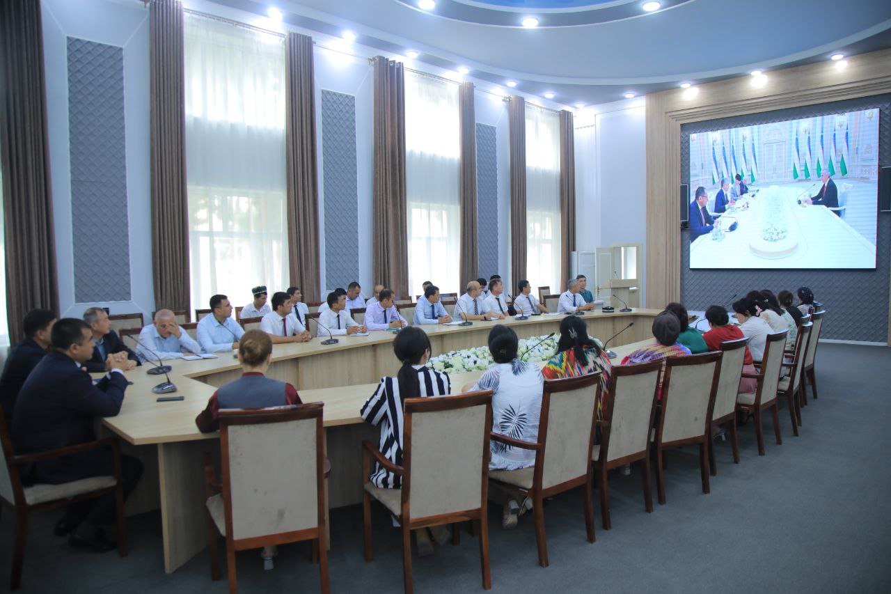 NamDPI rahbar va xodimlari hamda professor-oʻqituvchilari "Siyosiy-ma’rifat soati"da ishtirok etdi.