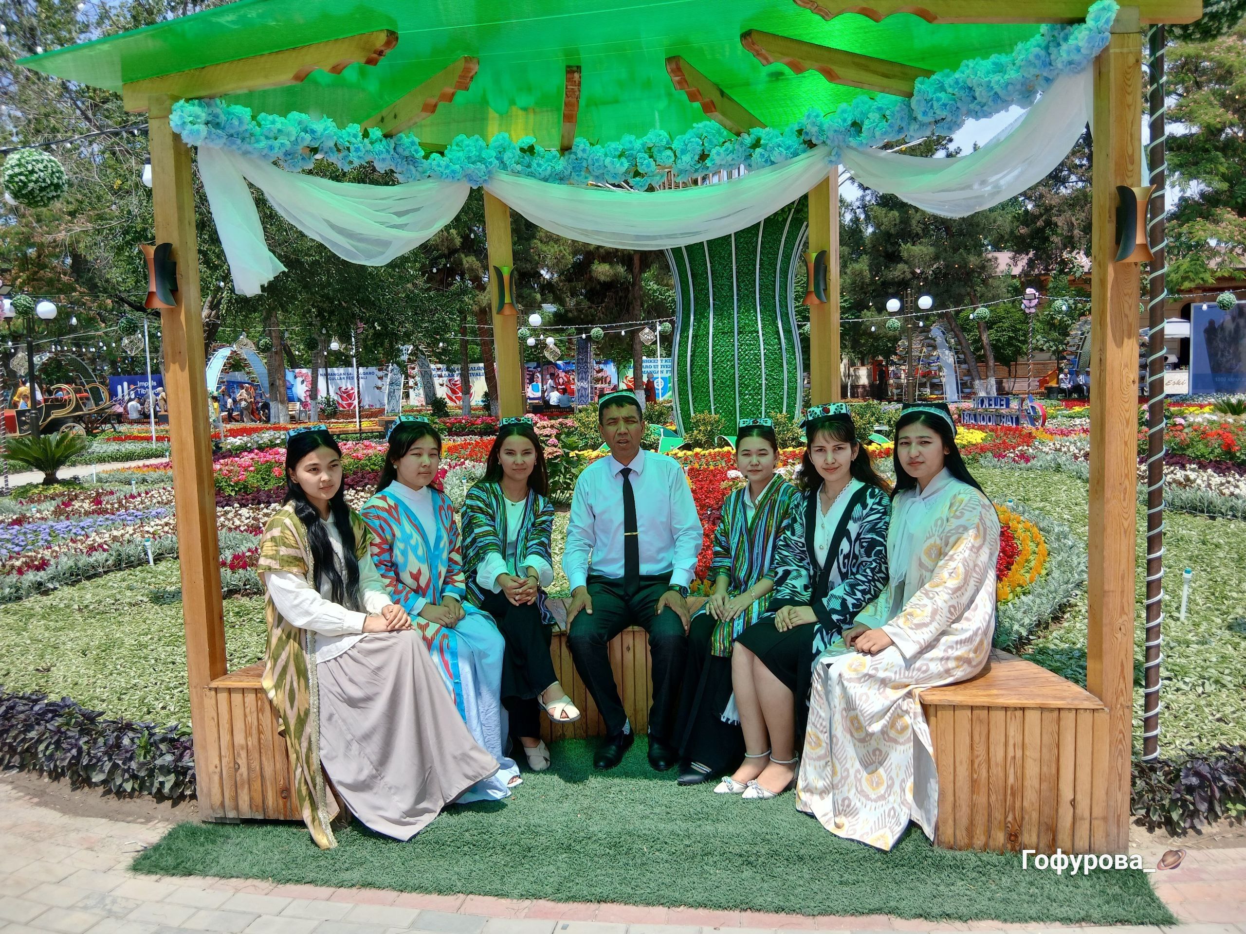 BIR KELIB KETING, GULBOG'IMIZGA...