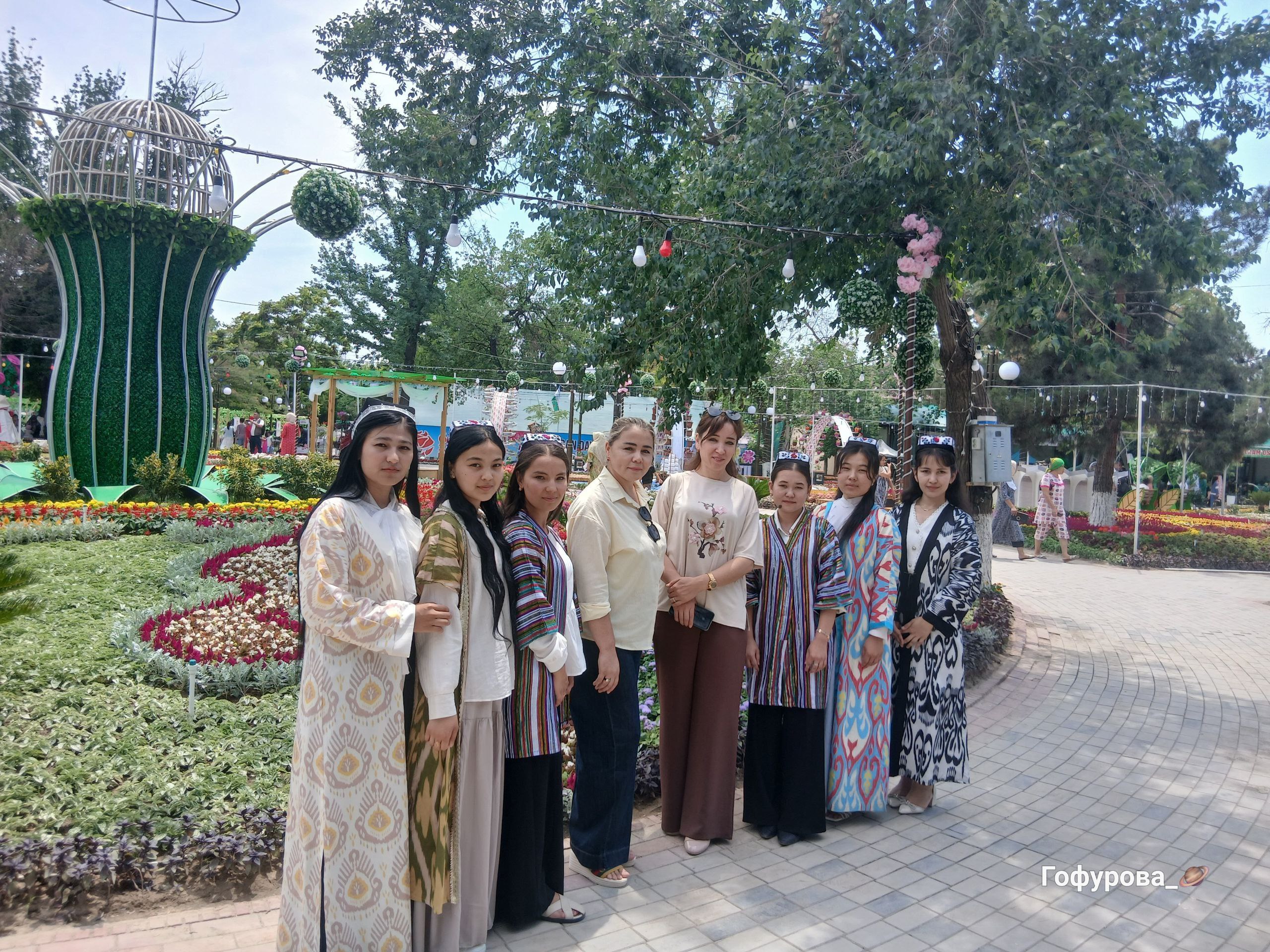 BIR KELIB KETING, GULBOG'IMIZGA...