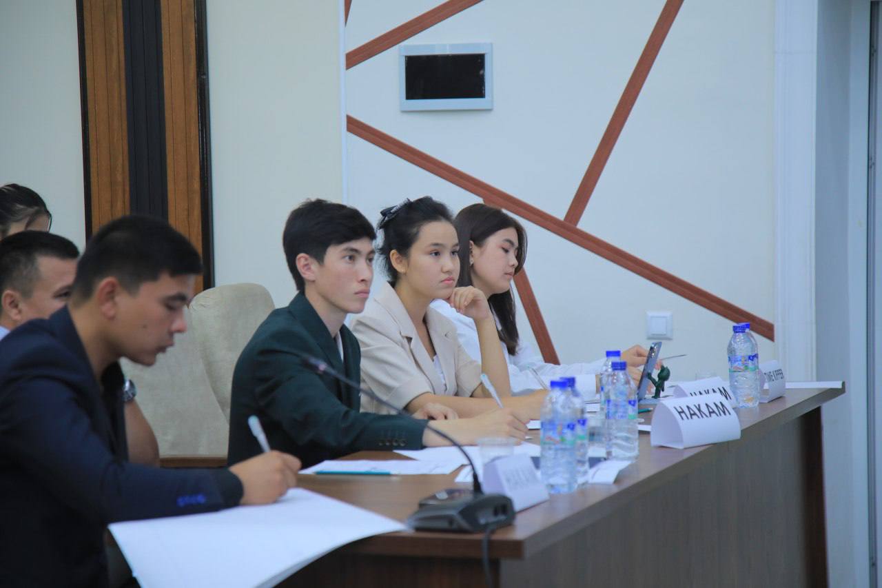 “Munozara” intellektual turnirining final bosqichi bo’lib o’tdi.