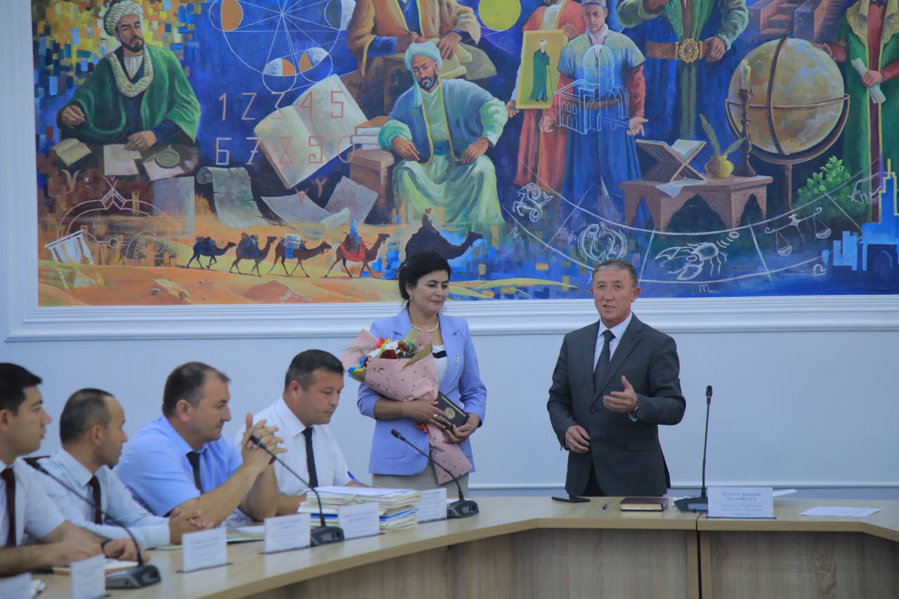 NAMANGAN DAVLAT PEDAGOGIKA INSTITUTIDA 10-SONLI KENGAYTIRILGAN KENGASH YIGʻILISHI BO'LIB O'TDI