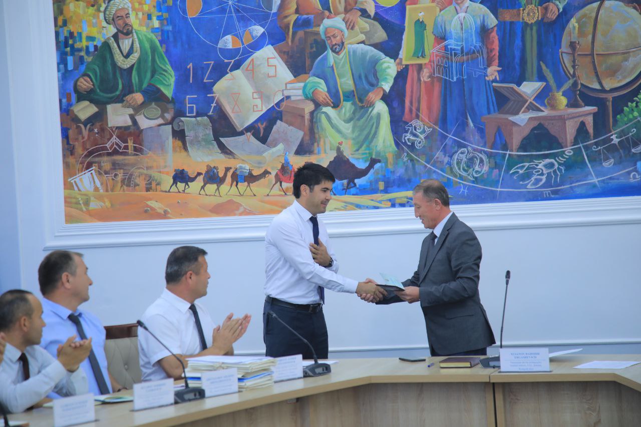 NAMANGAN DAVLAT PEDAGOGIKA INSTITUTIDA 10-SONLI KENGAYTIRILGAN KENGASH YIGʻILISHI BO'LIB O'TDI