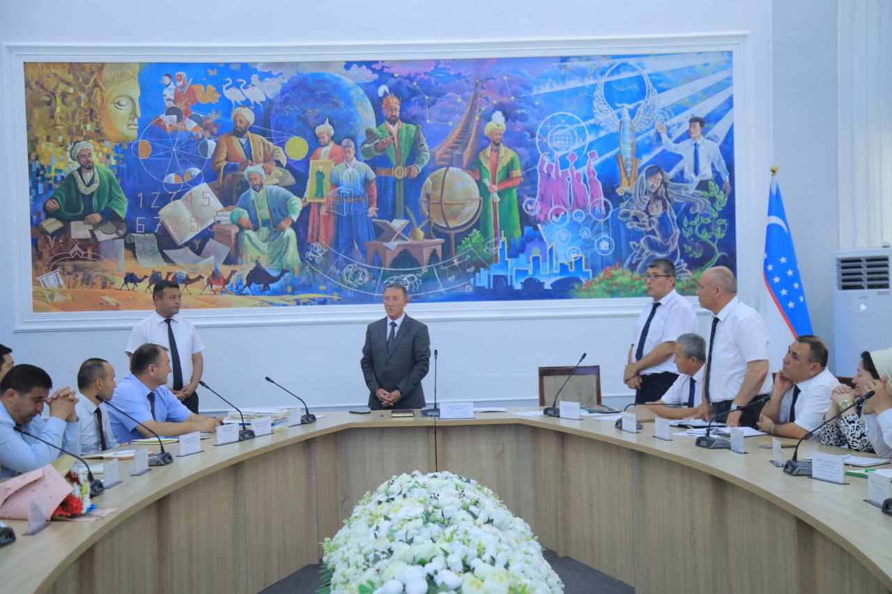 NAMANGAN DAVLAT PEDAGOGIKA INSTITUTIDA 10-SONLI KENGAYTIRILGAN KENGASH YIGʻILISHI BO'LIB O'TDI