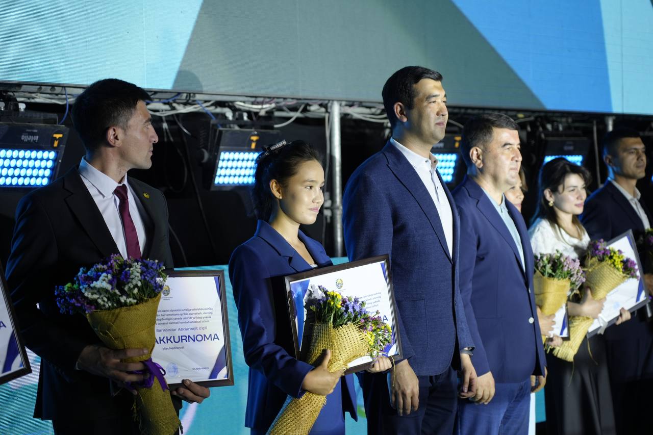 "Yoshlar oyligi" doirasida NamDPI talabasi taqdirlandi