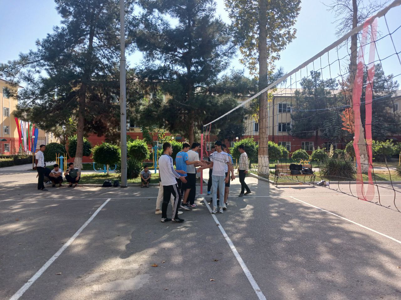 "Dolzarb 90 kun” loyihasi doirasida  voleybol musobaqasi tashkil etildi