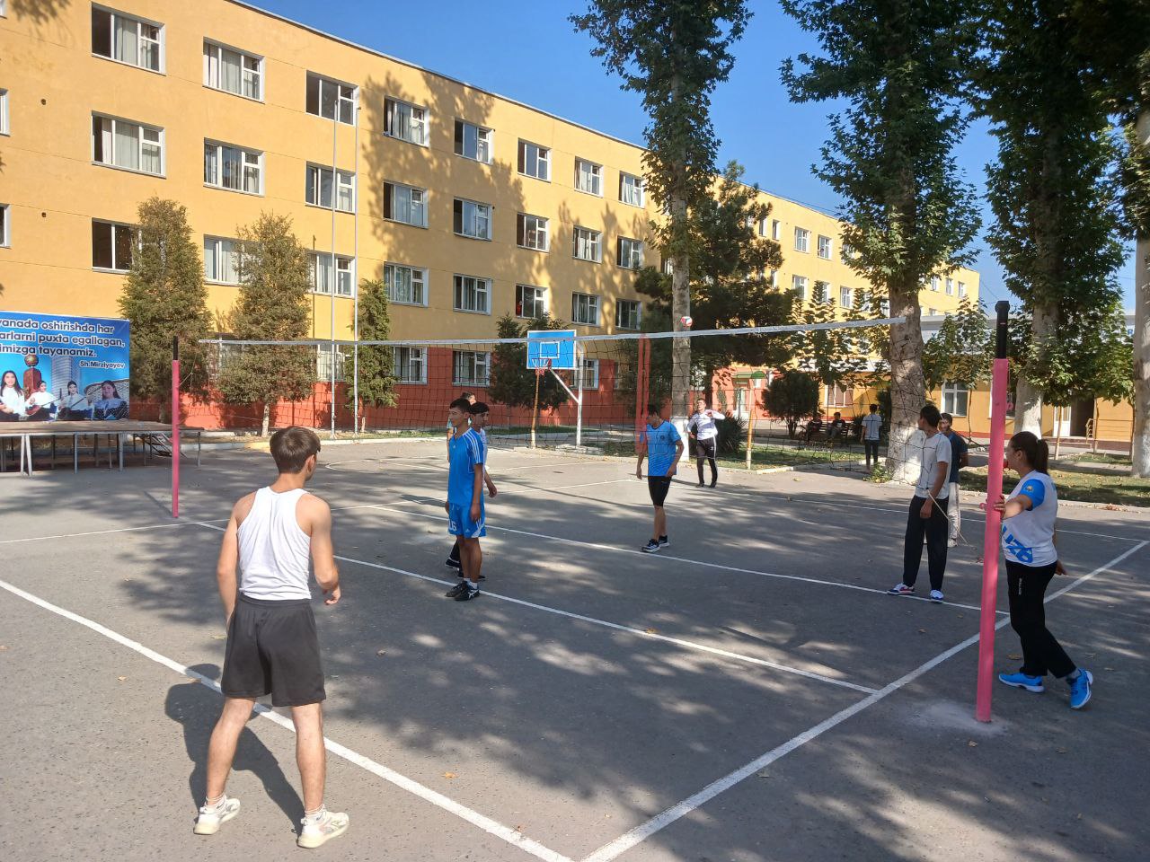 "Dolzarb 90 kun” loyihasi doirasida  voleybol musobaqasi tashkil etildi