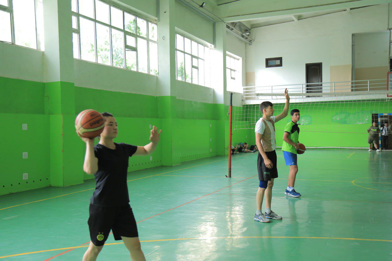 "Dolzarb 90 kun” loyihasi doirasida  basketbol hamda stritbol toʻgaragi tashkil etildi