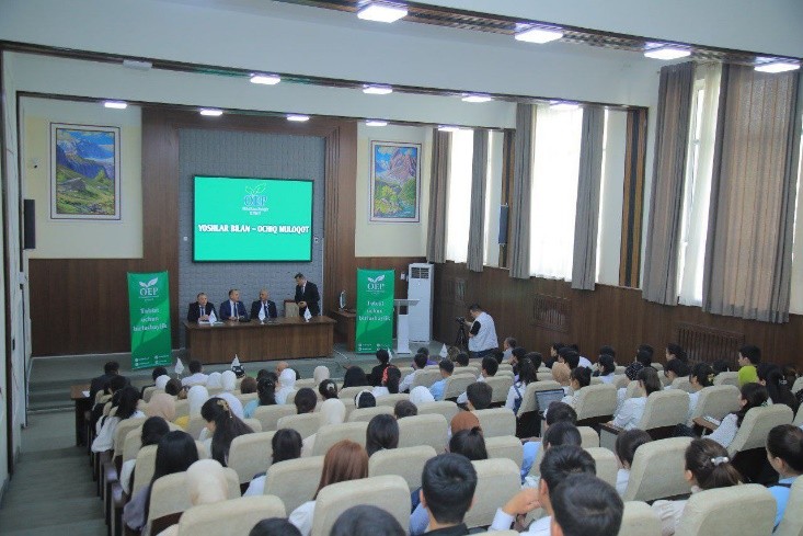 Namangan davlat pedagogika institutida ochiq muloqot: ekologiya va yoshlik masalalari muhokama markazida